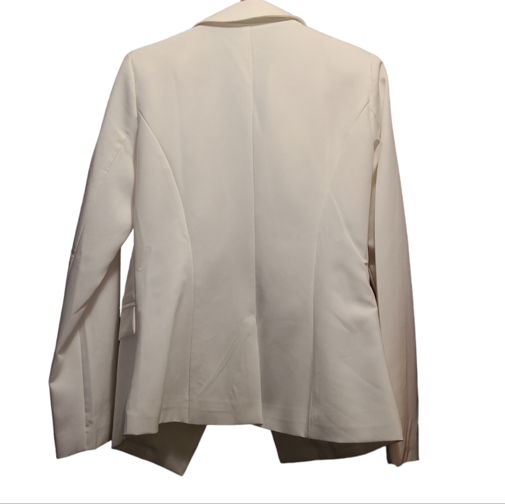 White blazer - Picture 4 of 5